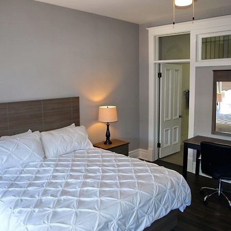 Cornerstone Inn Вашингтон Экстерьер фото